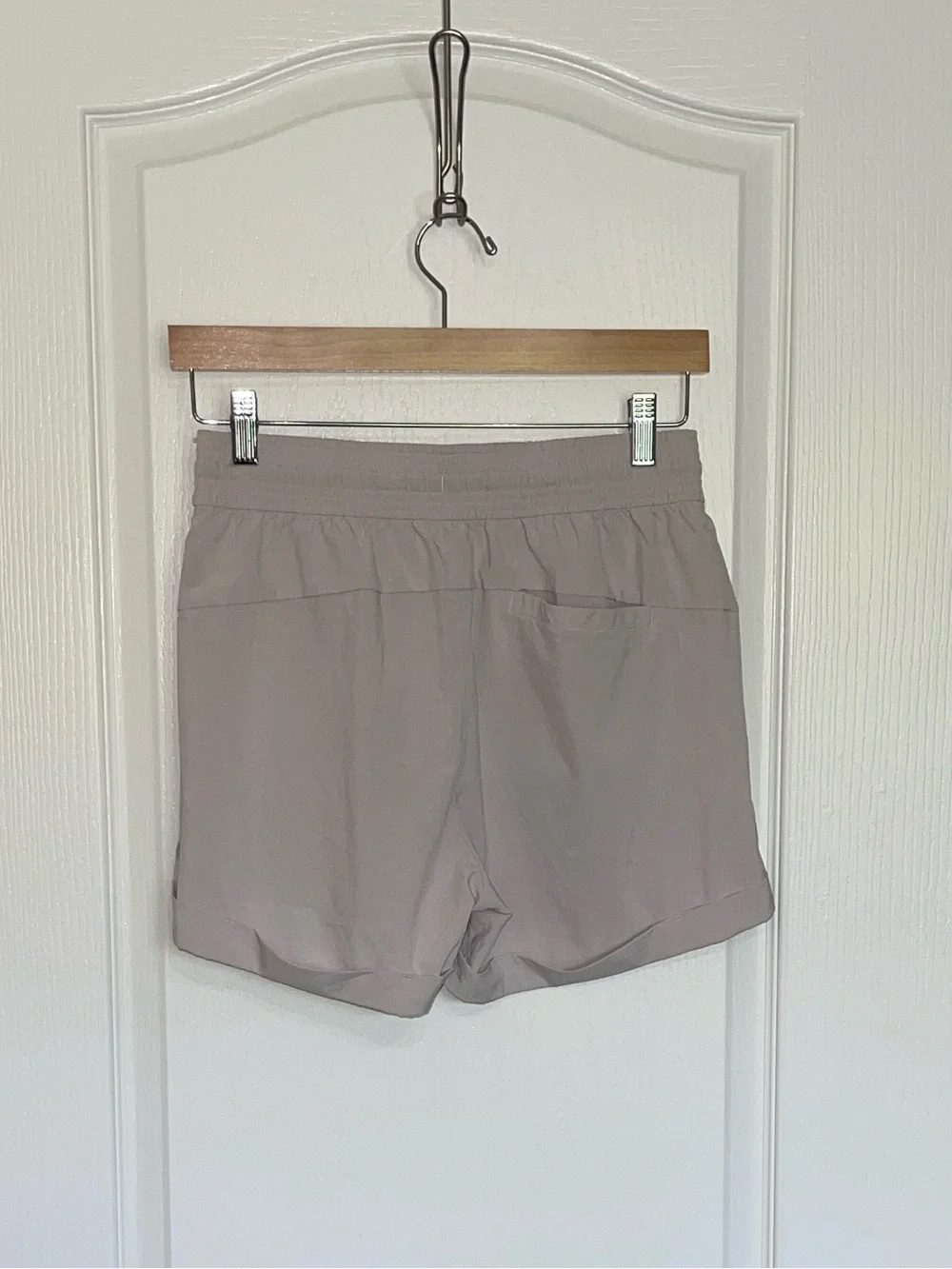 Lululemon Spring Break Away Short 4-way Stretch 3